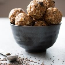 No Bake Oatmeal Energy Bites
