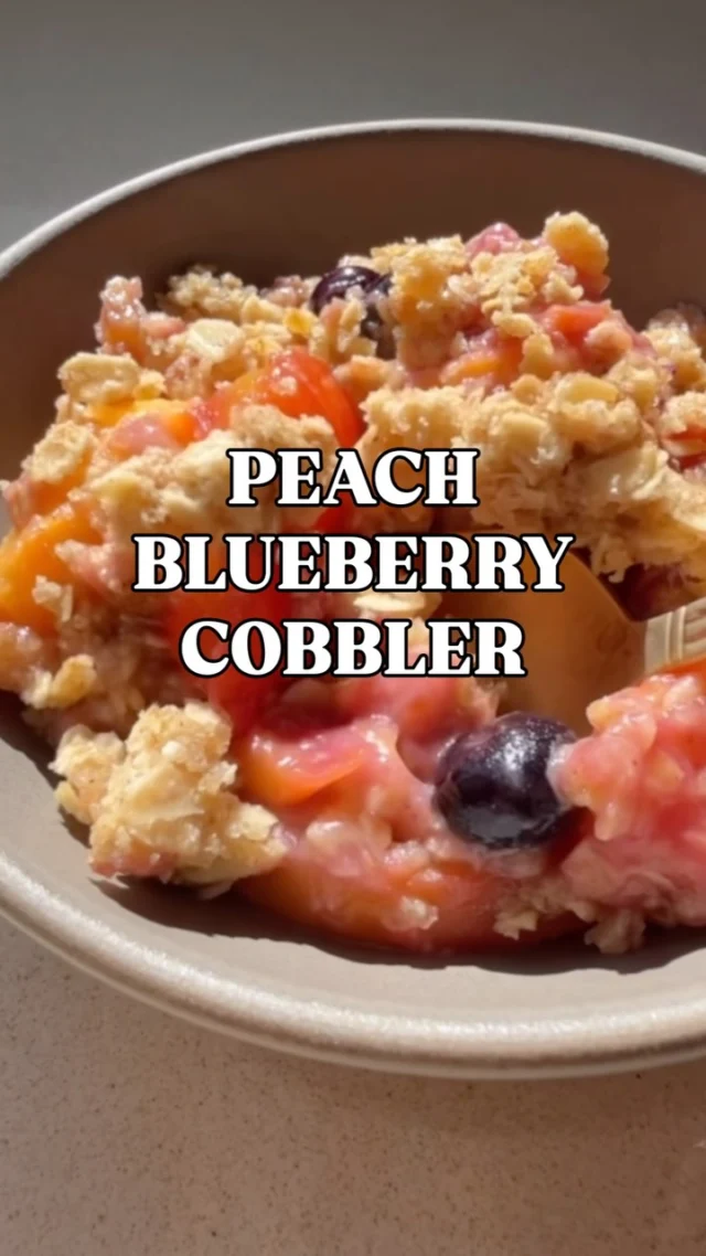 Highly recommend making this before summer ends.

Comment RECIPE and I’ll send you the link. 🍑🫐