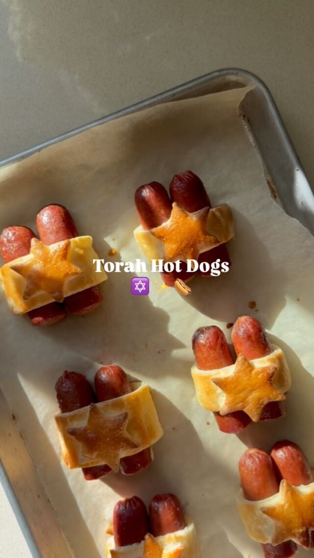 Chag Sameach! ✨ 

Torah Hot Dogs 🌭 

1. Hot dogs
2. Puff Pastry 
3. Egg 

Cut the hot dogs in half, wrap them with a little puff pastry and brush with egg wash. Bake at 400 for 15-20 minutes and enjoy!